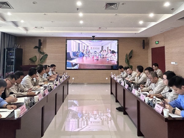 2025年6月11日上午，公司召開聚甲醛項(xiàng)目可行性研究報(bào)告內(nèi)審會(huì)-1.jpg